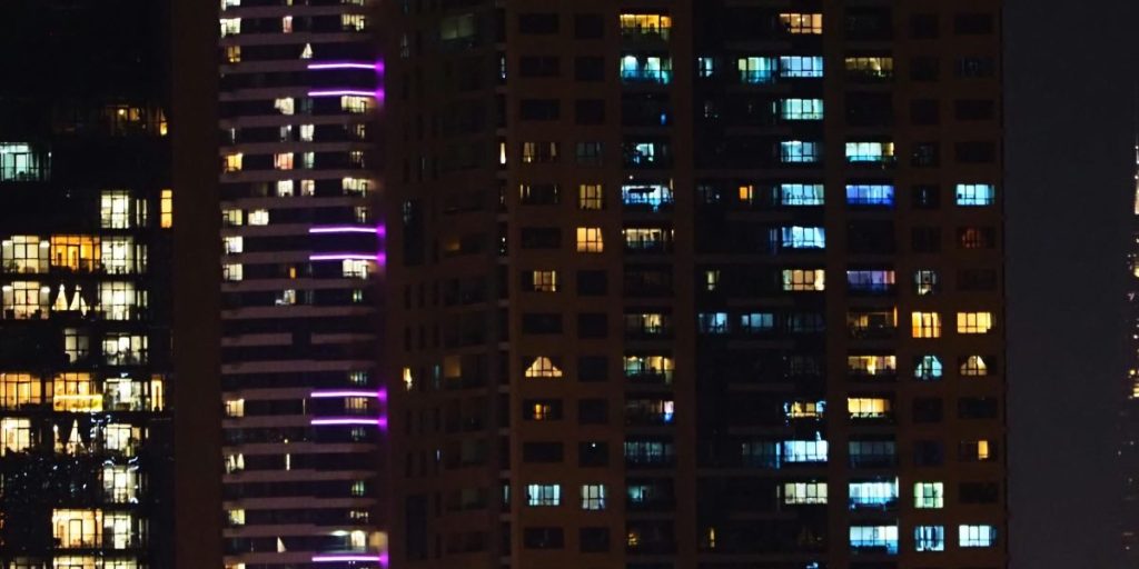 This guide explains how to find and rent a studio apartment in Dubai in 2026, covering market trends, typical rents by neighbourhood, and the practical steps re...