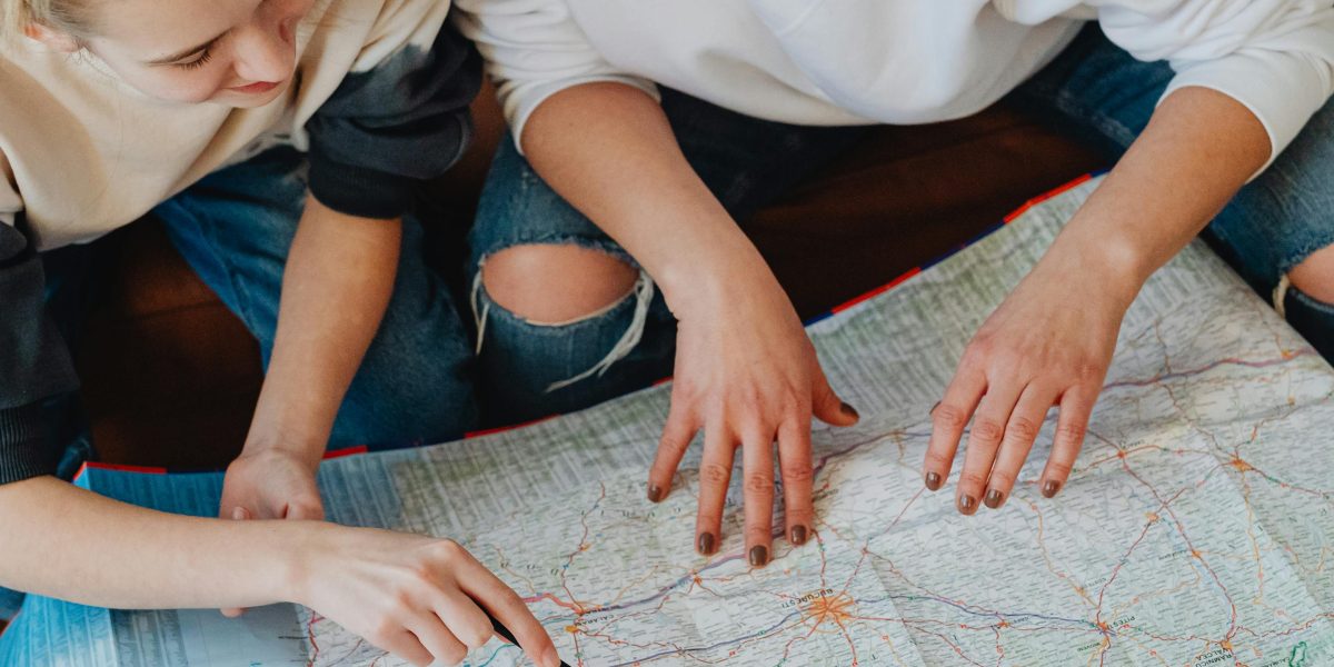 Selecting the ideal Dubai neighborhood based on personal lifestyle and priorities.