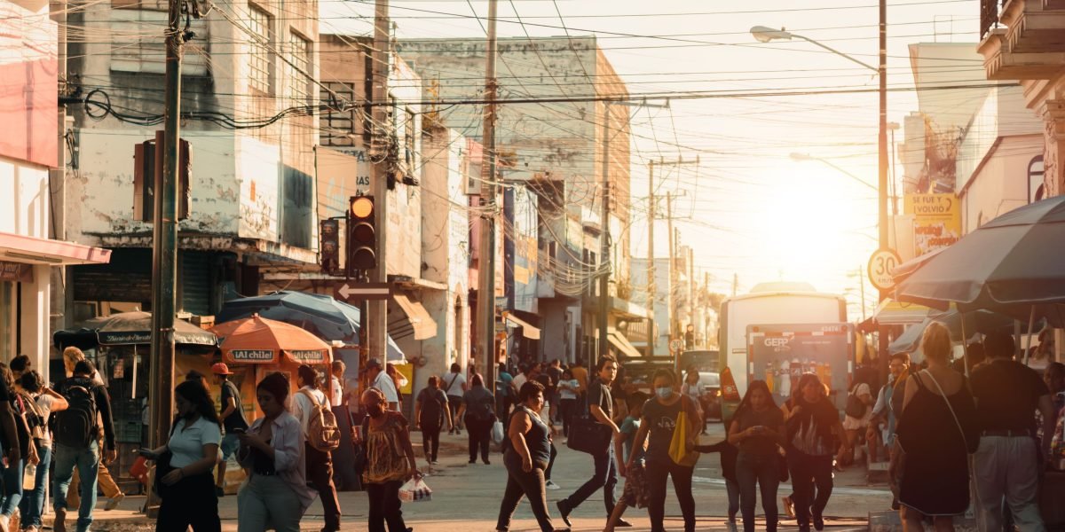 Selecting the right neighborhood is key to enjoying your daily life in a Dubai studio flat.